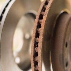 Bremsenverschleiß erkennen: Was tun, wenn es quietscht?