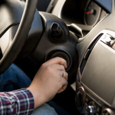 Lenkradsperre lösen: So fährst du wieder frei